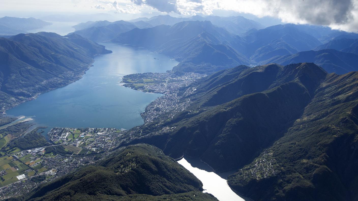 La Valle Verzasca, in primo piano, è già inclusa nella lista
