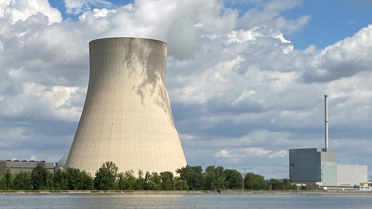 La centrale atomica tedesca di Isar: proprio negli ultimi giorni la Germania ha disposto un prolungamento delle attività per i pochi reattori nucleari ancora in funzione nel Paese 