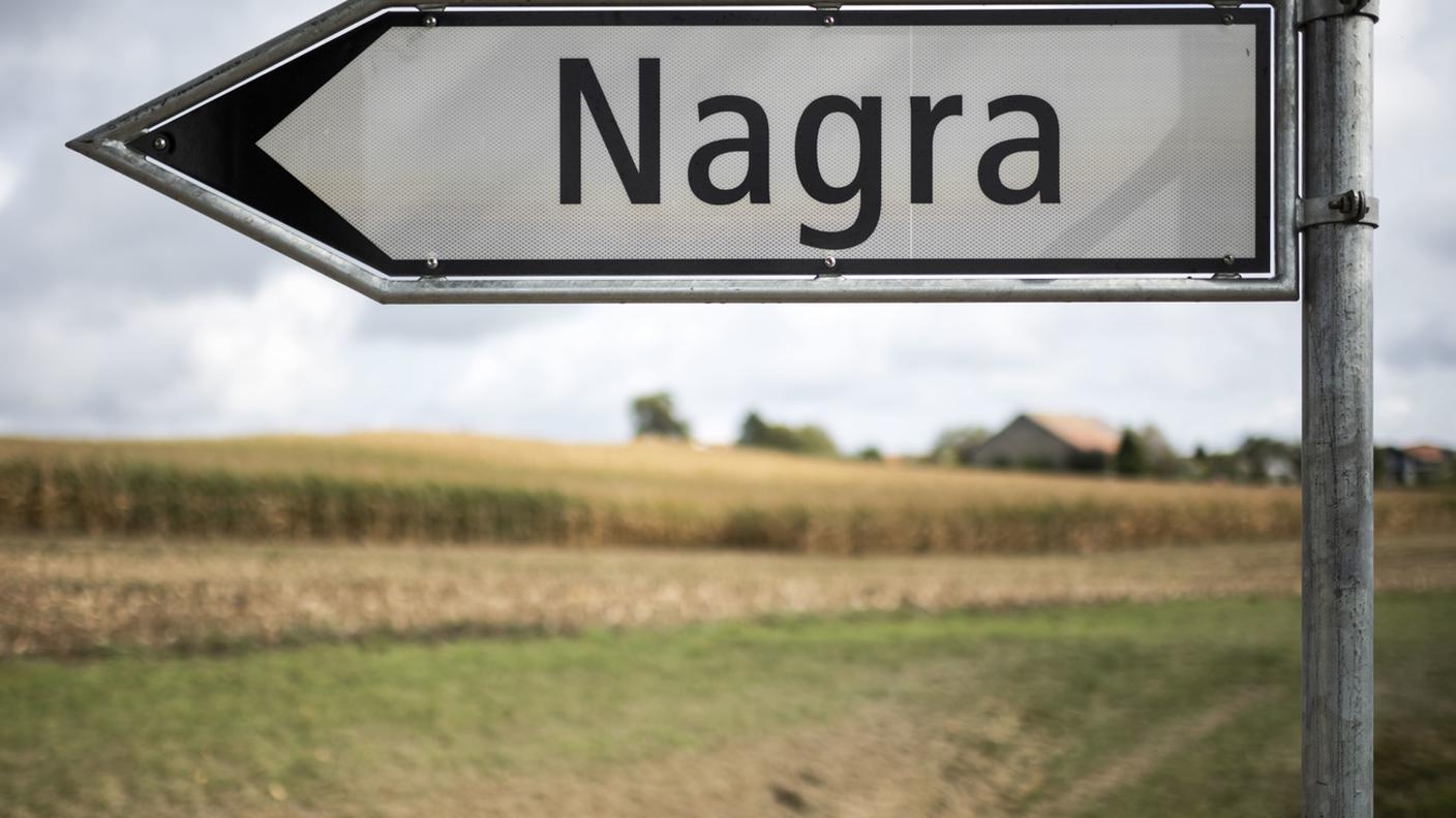 Lo scorso settembre la Nagra, la società cooperativa per lo stoccaggio dei rifiuti nucleari, ha indicato la regione di Lägern nord, fra i cantoni Argovia e Zurigo, per la costruzione di un sito definitivo di immagazzinamento delle scorie