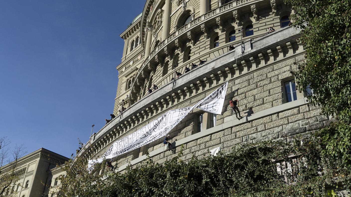 "Combattere la crisi climatica e non la migrazione"