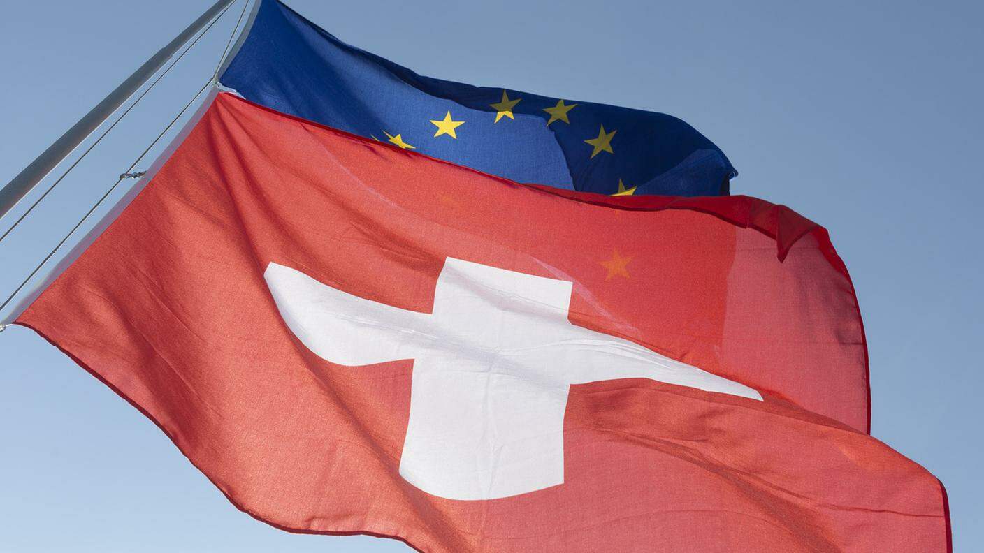 Intanto le relazioni fra Svizzera e UE continuano ad attraversare una fase difficile