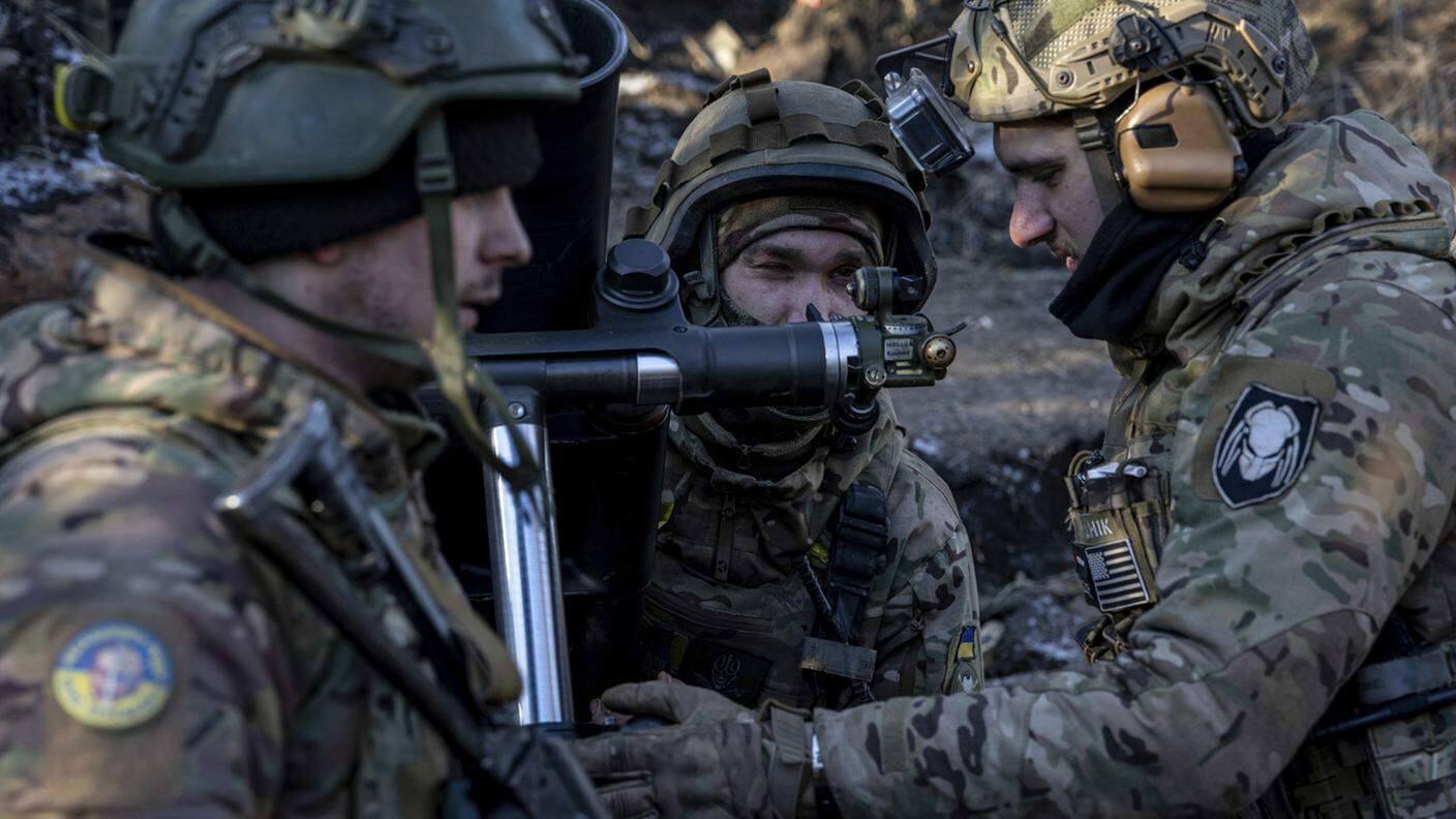 Il Governo si è già detto contrario a forniture, anche indirette, alle truppe ucraine