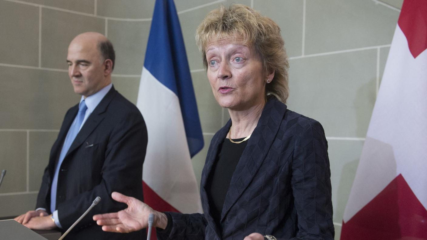 Entro fine mese è atteso un incontro tra Widmer-Schlumpf e il ministro delle finanze francese, Moscovici