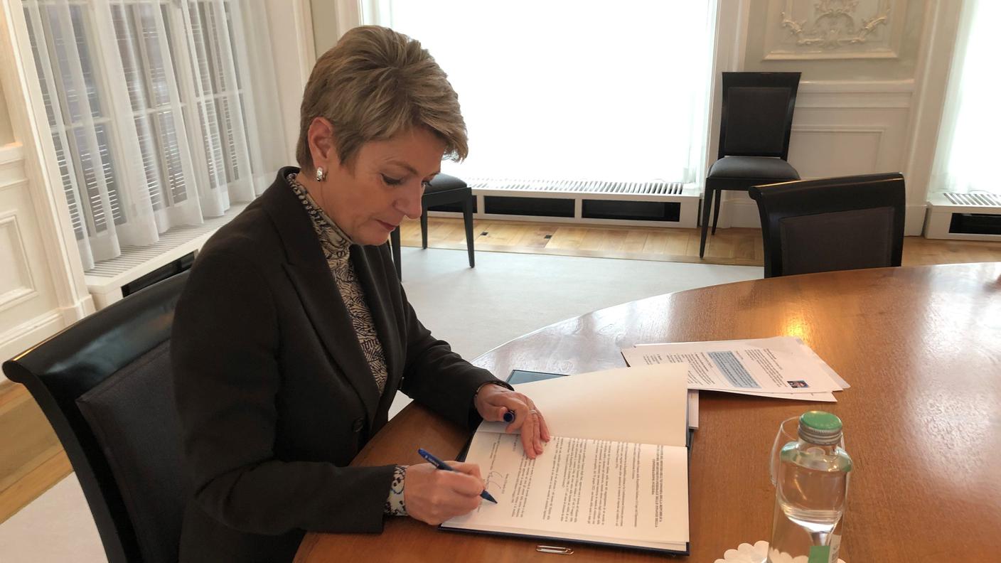 la firma di KKS.jfif