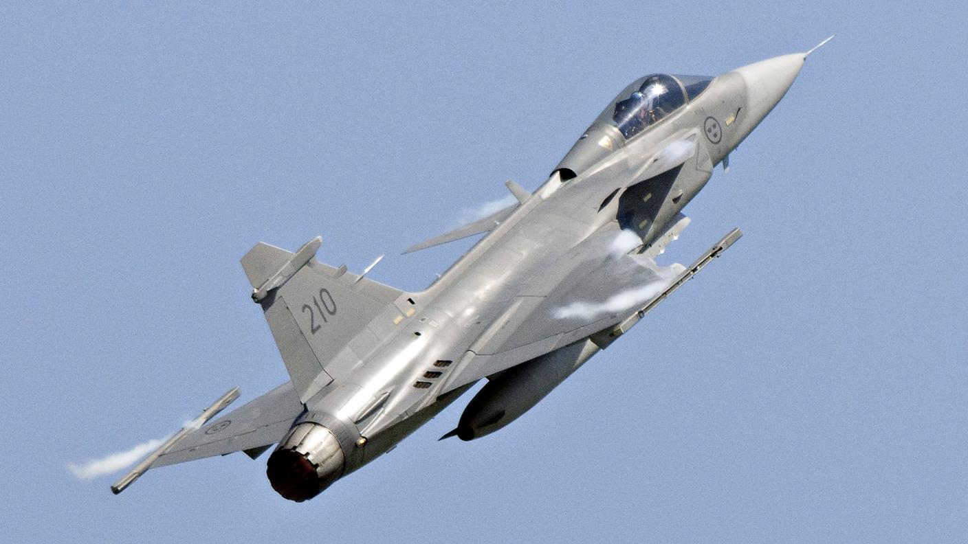 Sul nuovo aereo destinato a sostituire l'F/A-18 si voterà il 18 maggio 