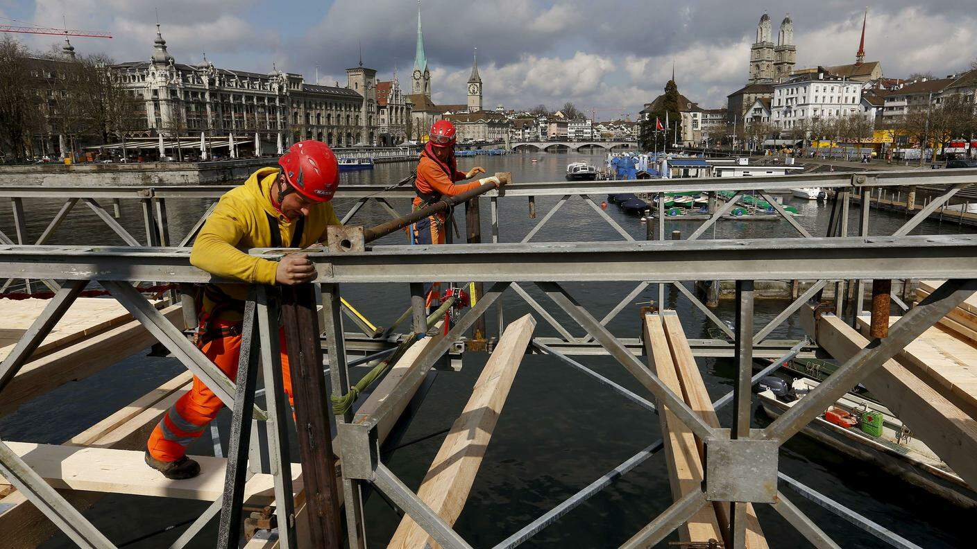 Gli svizzeri sono tra i primi in Europa in quanto a durata della vita lavorativa