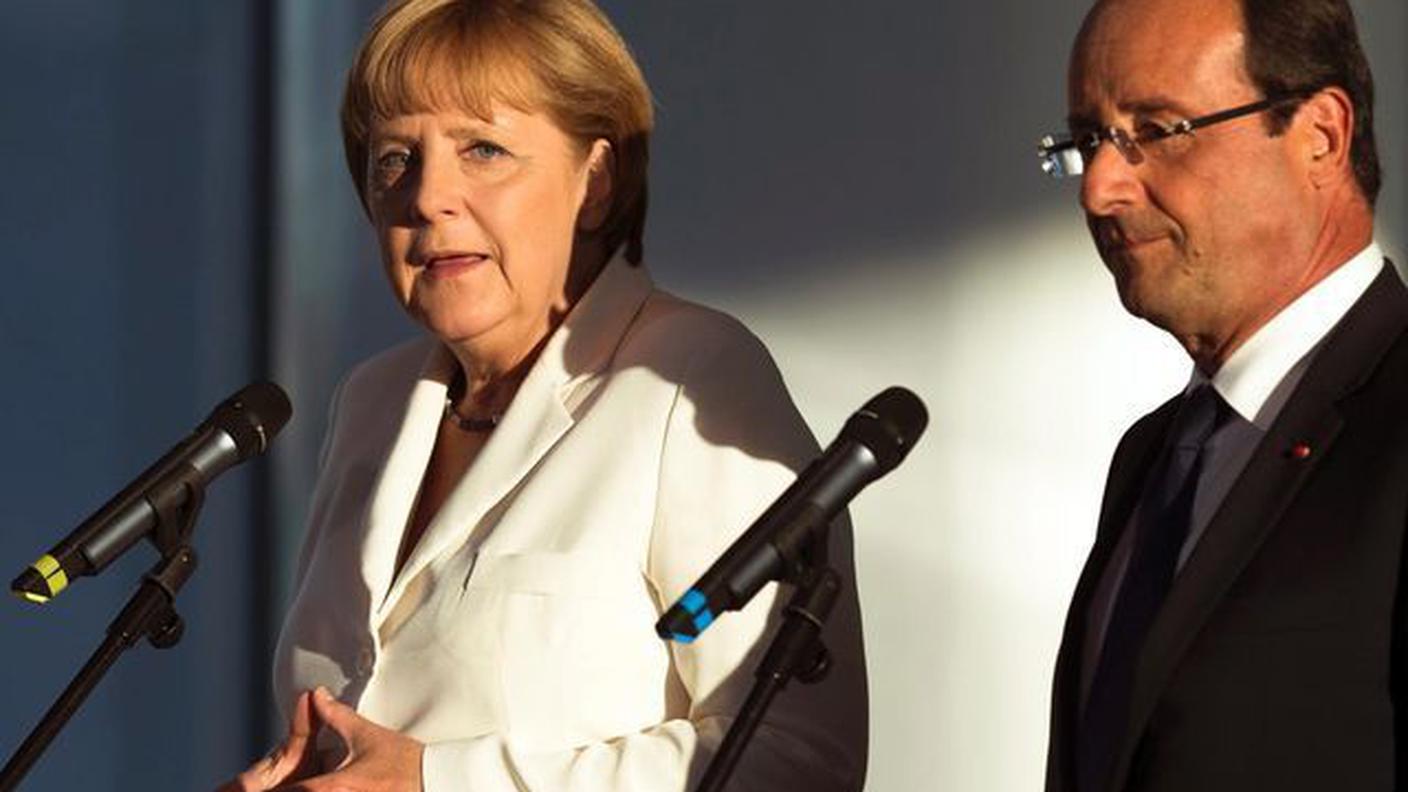 merkel hollande key.jpg