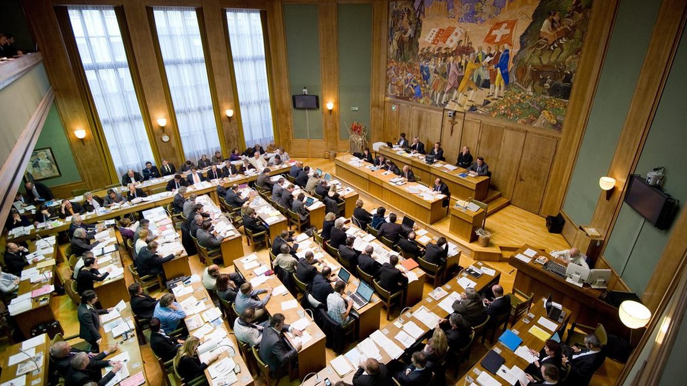 Le misure accettate dal Legislativo pesano in particolare sull'insegnamento