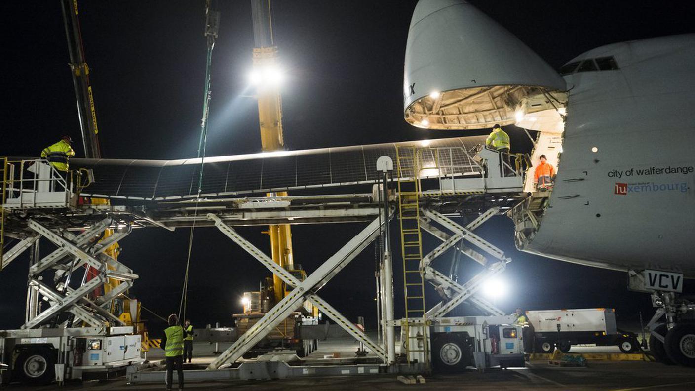 Solar Impulse_verso USA_Payerne_21.2.2013_keystone4.JPG