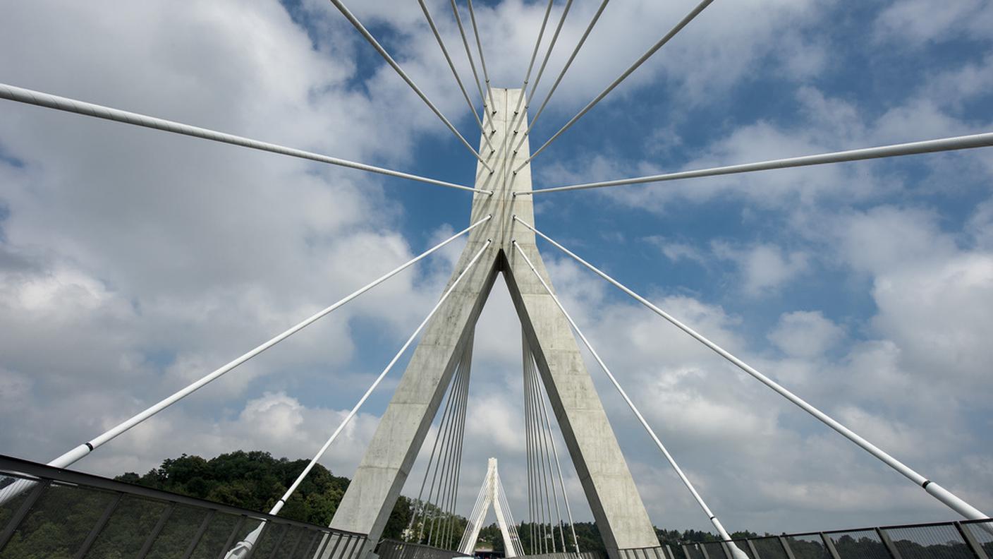 Un'immagine del ponte della Poya, che scavalca la Sarine