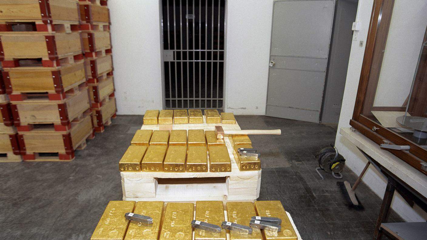 A fine 2013 il 7% degli attivi della BNS erano in oro (35,6 miliardi)