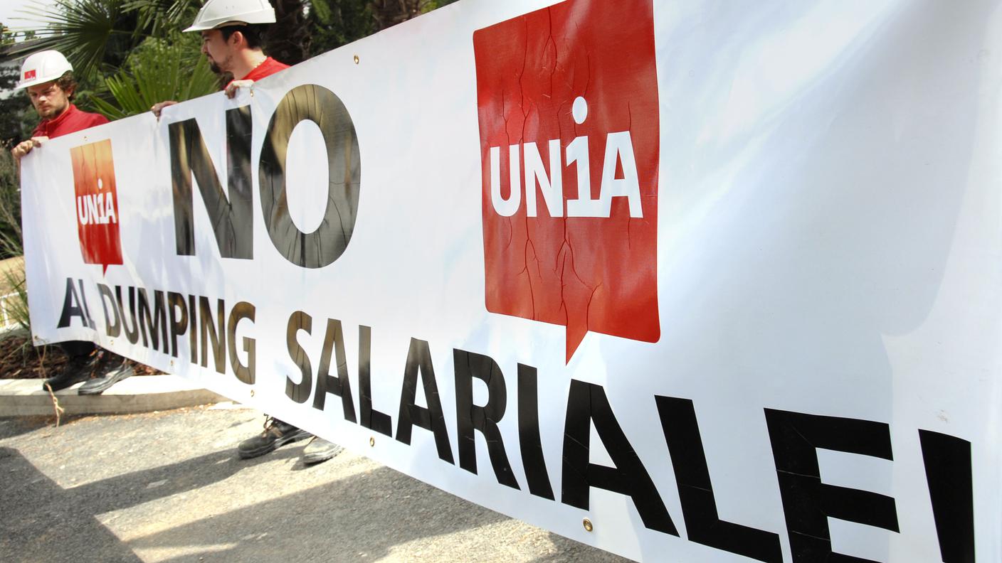 Una manifestazione sindacale contro il fenomeno del dumping