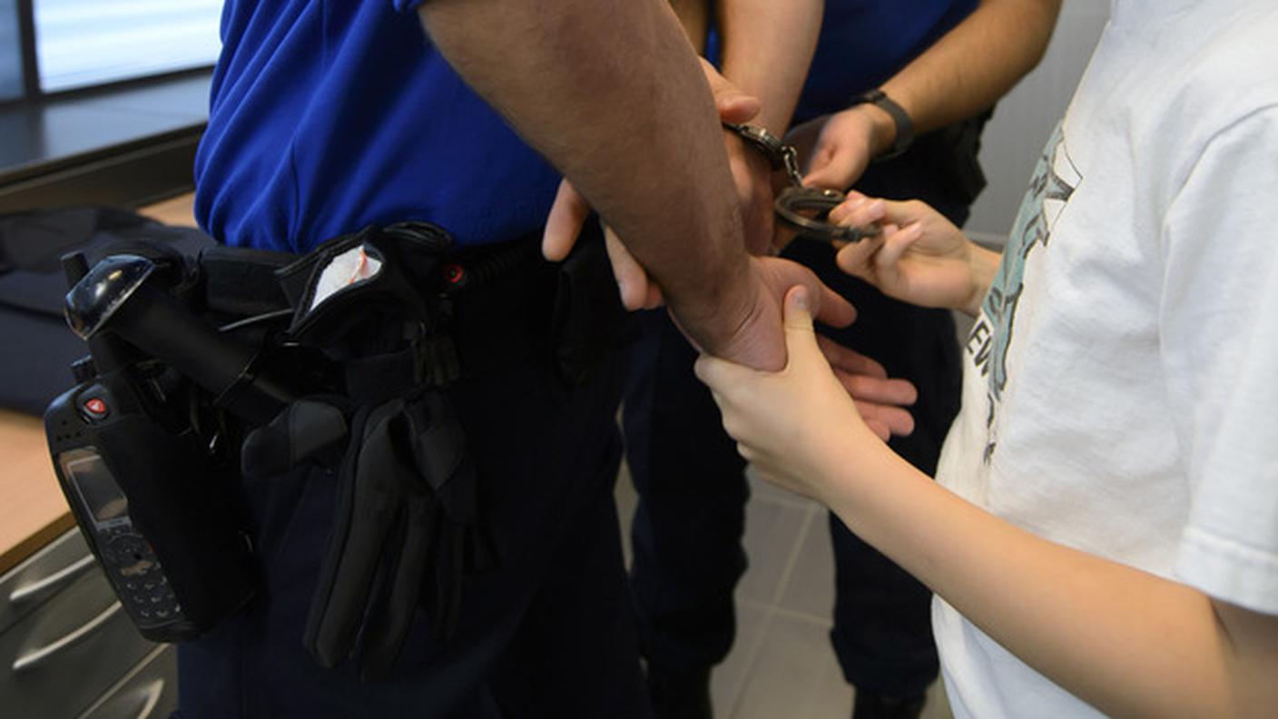 Gli agenti sentono di avere le mani legate