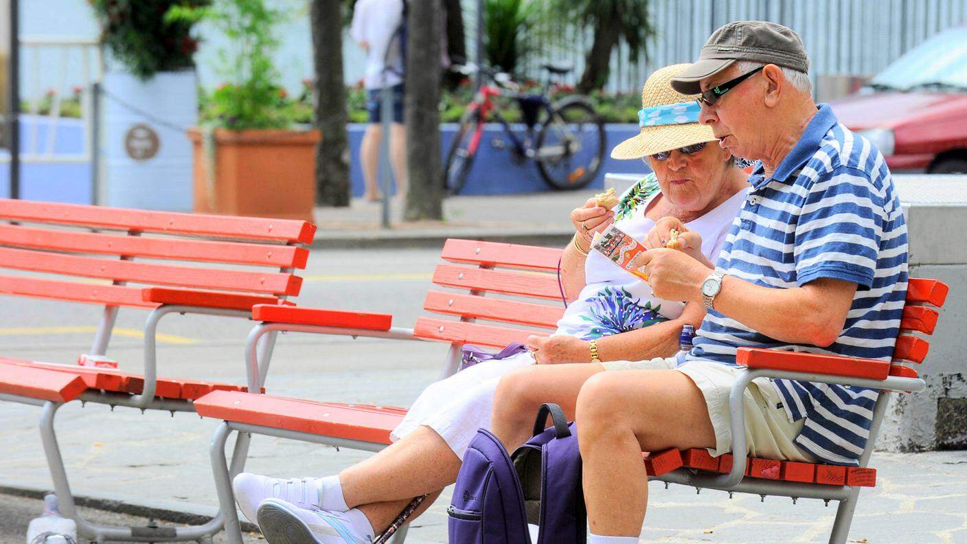 In Ticino meno di un ultraottantenne su sei risiede in una casa per anziani