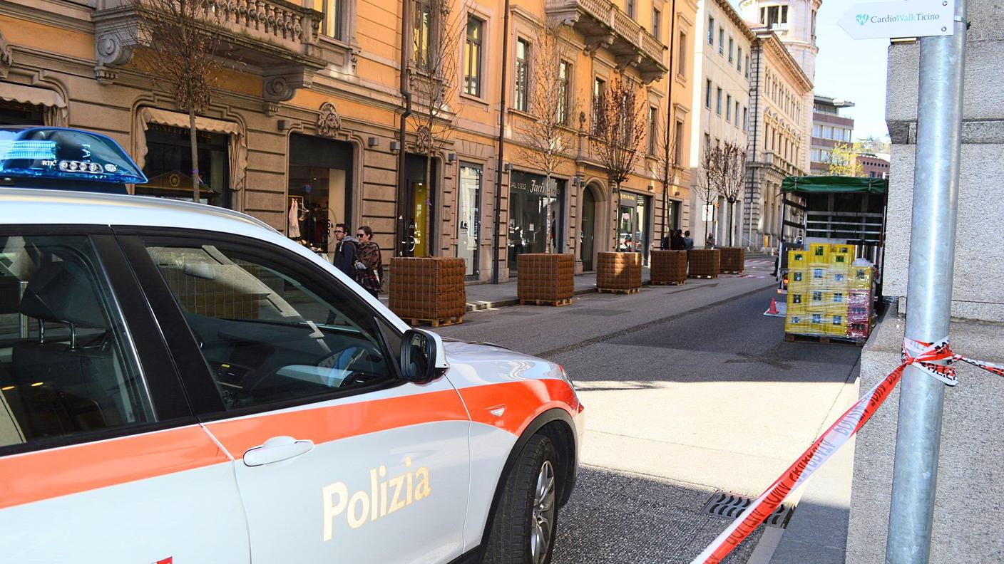 L'oggetto che ha fatto partire l'allarme era una cartelletta di un pittore abituale della zona