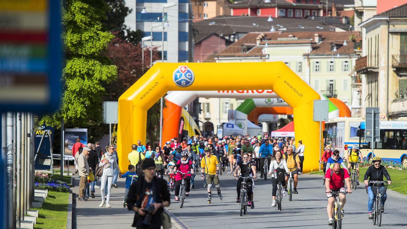 La partenza in Piazza Grande a Locarno