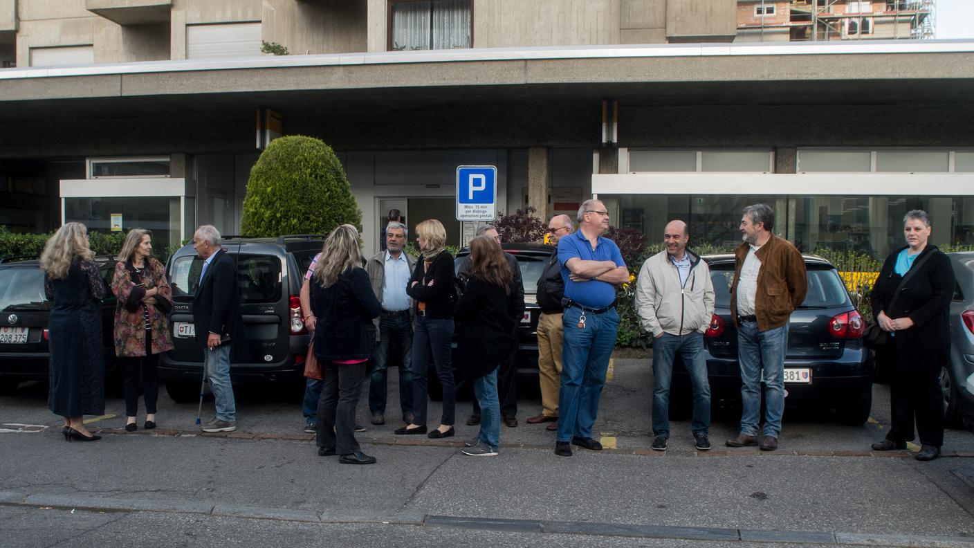 Una ventina di manifestanti a Viganello