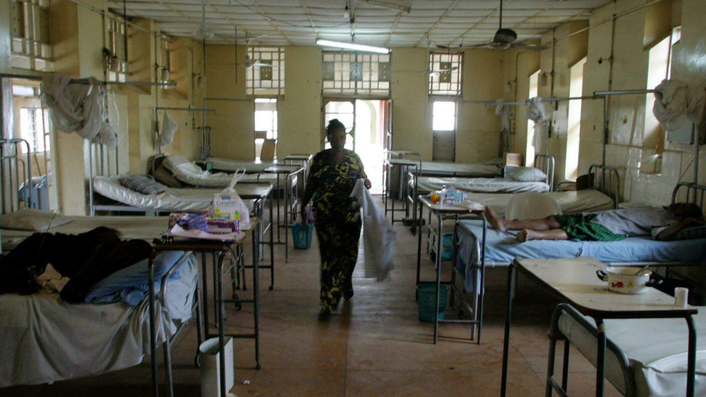 Il reparto di un ospedale nigeriano (foto d'archivio)