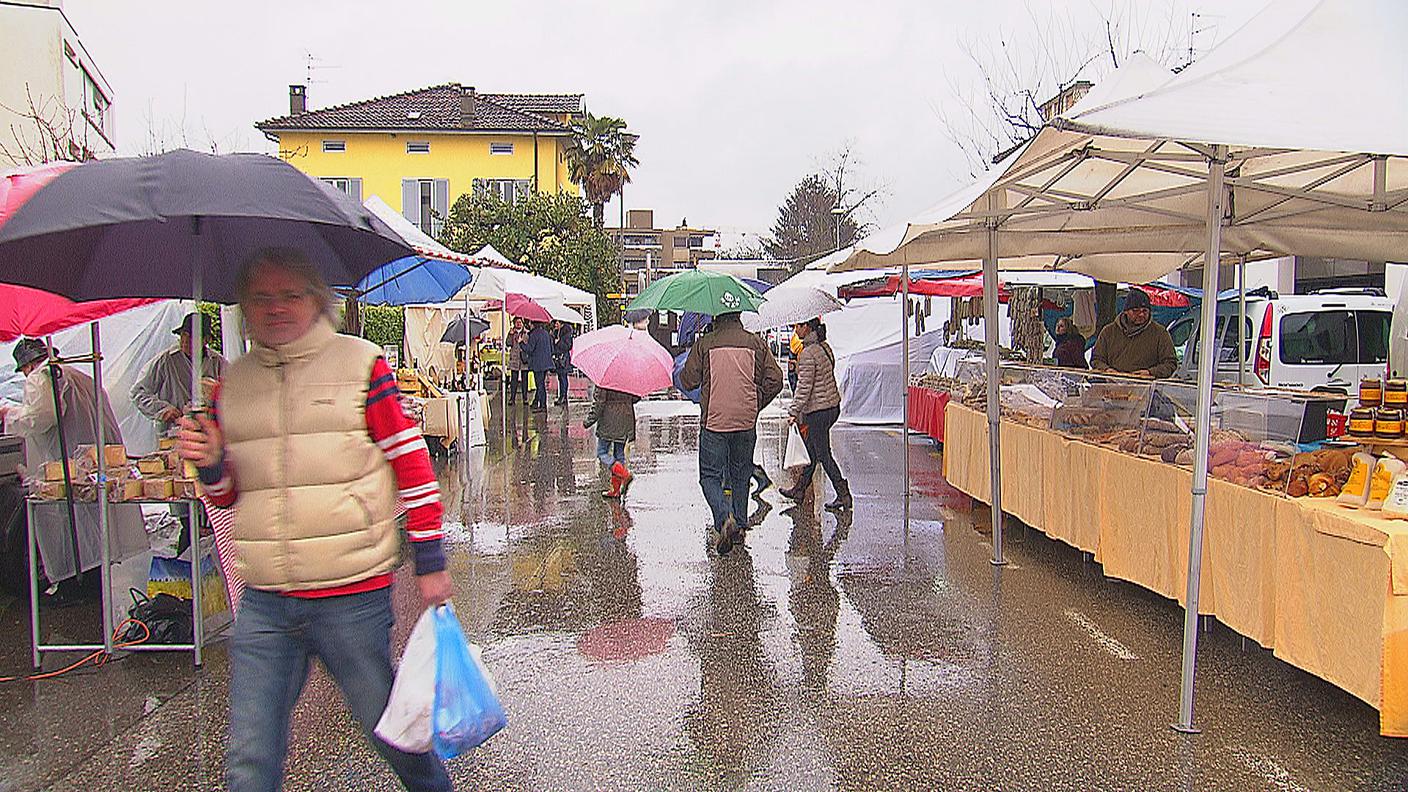 La pioggia non ferma la fiera di San Provino ad Agno