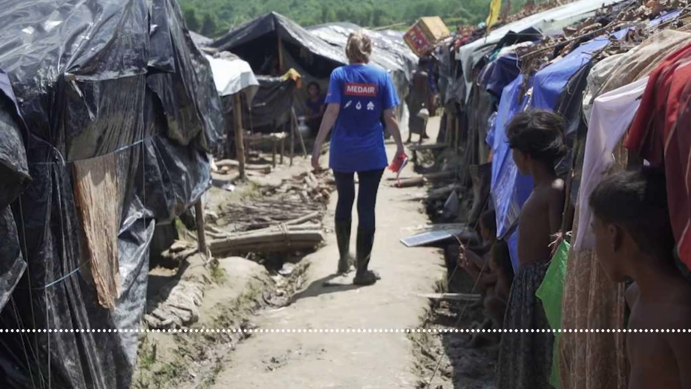 Andrea Cippà, esperto ticinese di acqua e di pianificazione di campi, spiega i rischi a cui vanno incontro i rifugiati Rohingya al microfono di Luigi Frasa