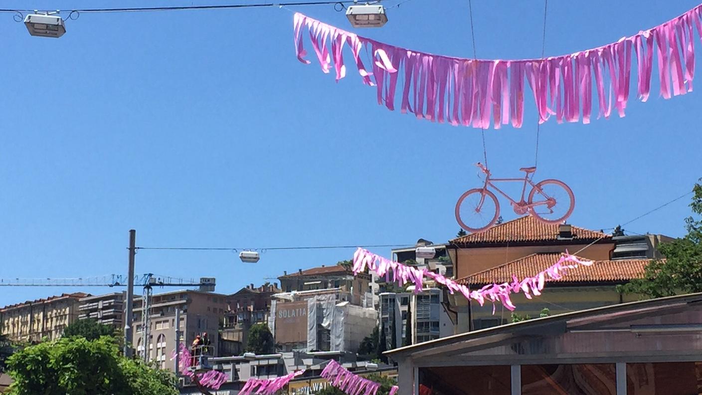 Un cielo rosa ed azzurro