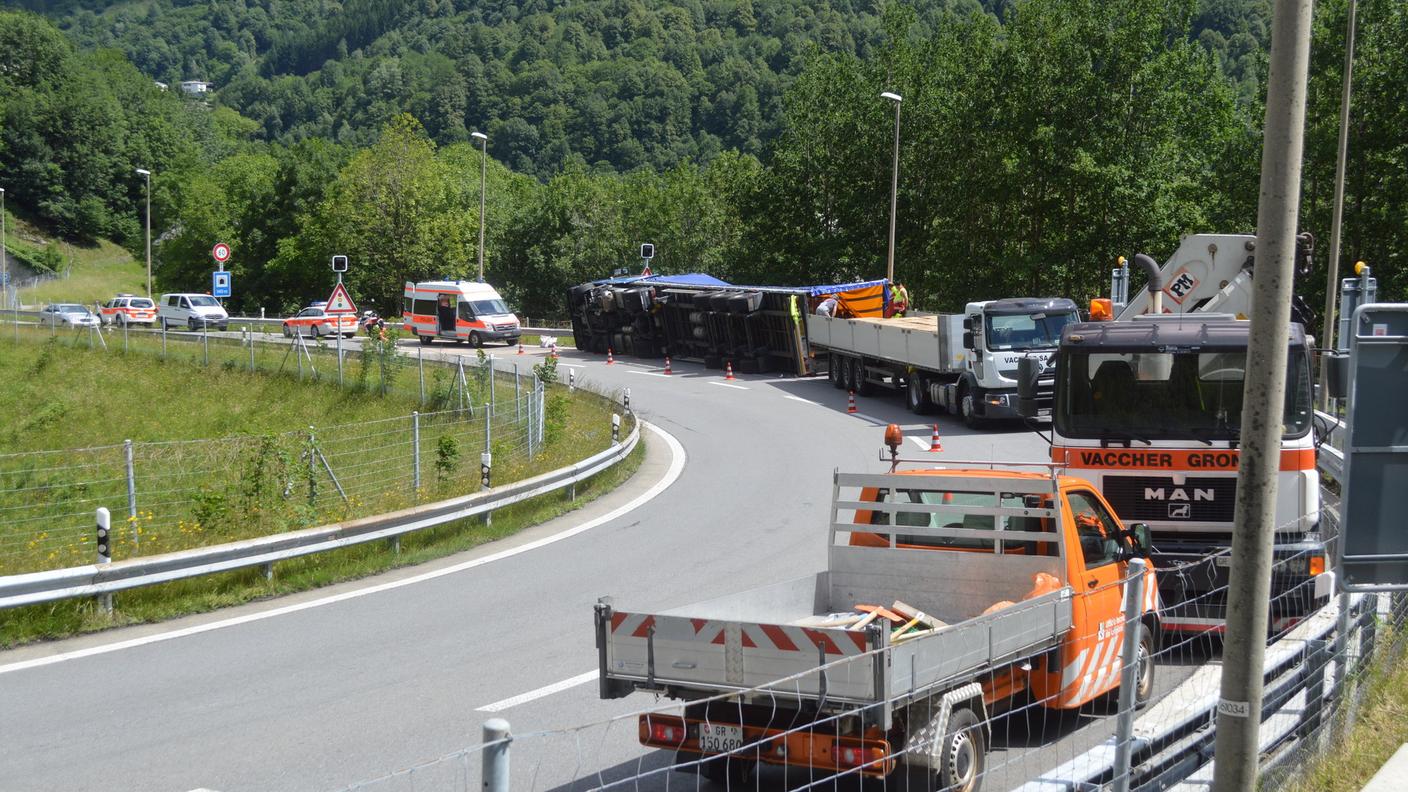 La polizia è giunta sul posto per agevolare le operazioni di soccorso e recupero