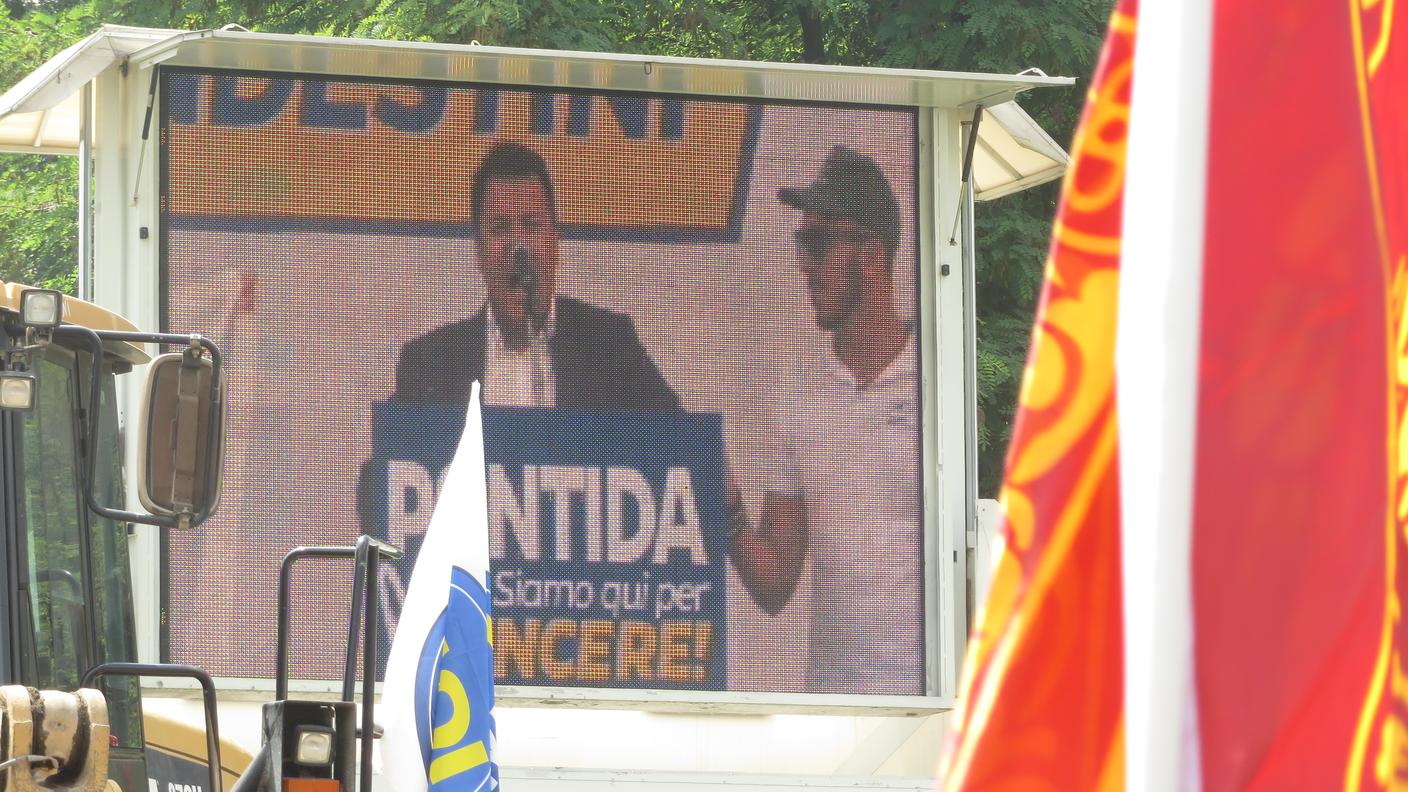 Boris Bignasca sul grande schermo al raduno di Pontida del 2015