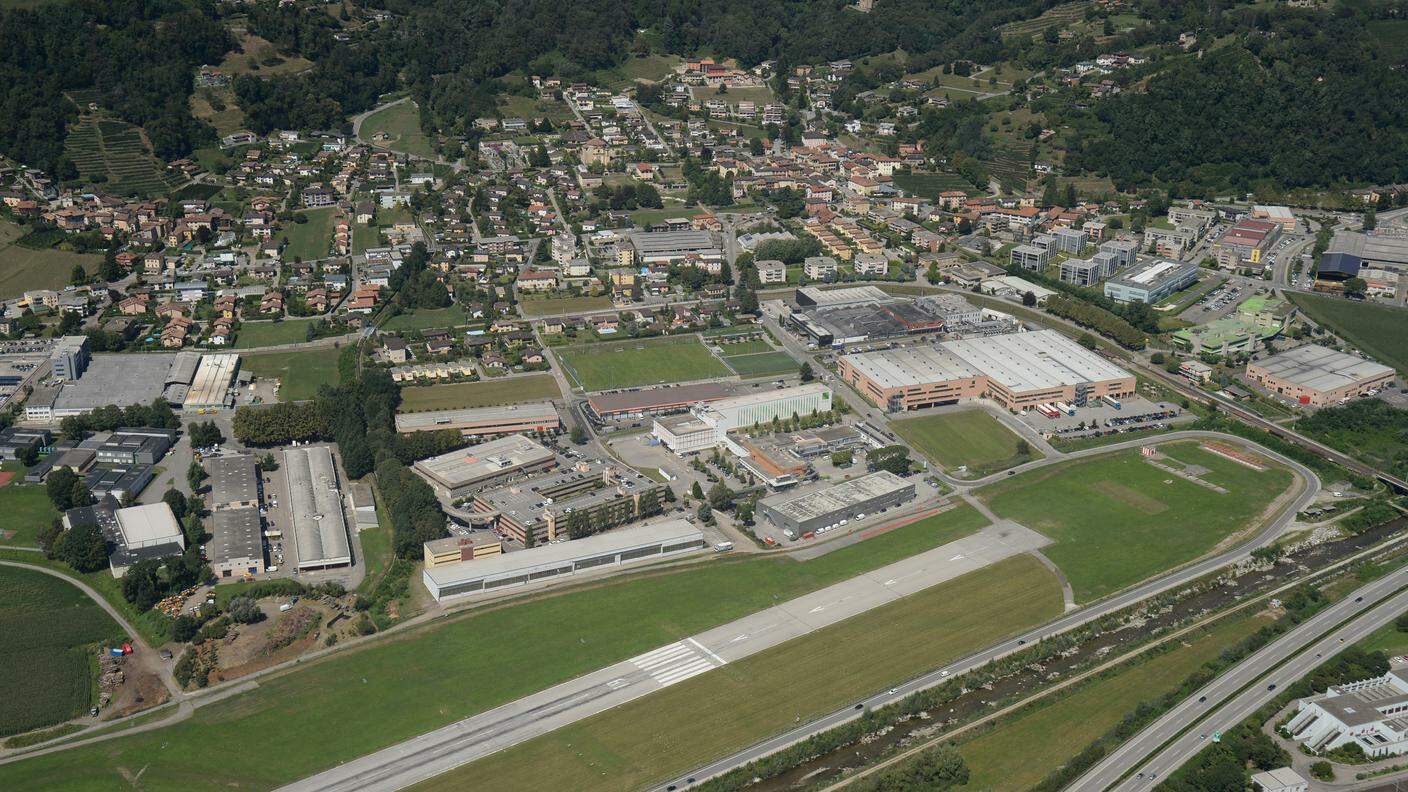 Lo scalo di Lugano-Agno dove l'oro atterrava