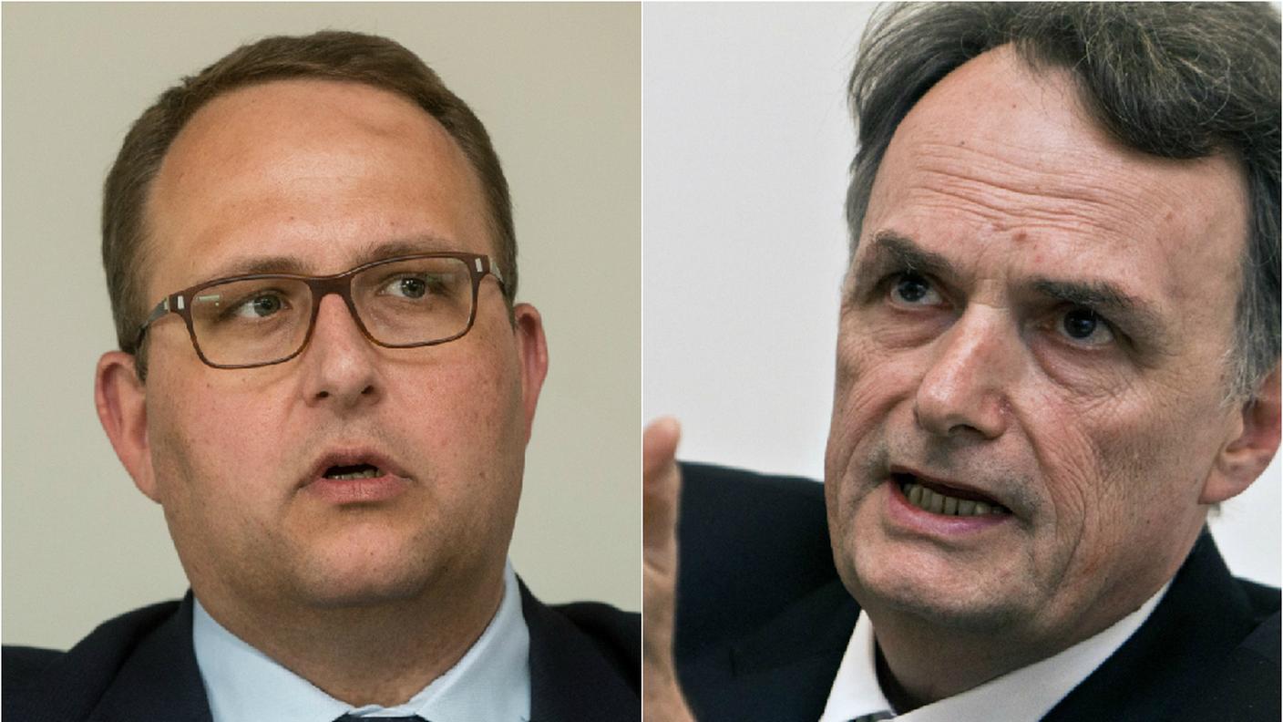 Norman Gobbi (s) e il segretario di Stato per la migrazione Mario Gattiker (d)