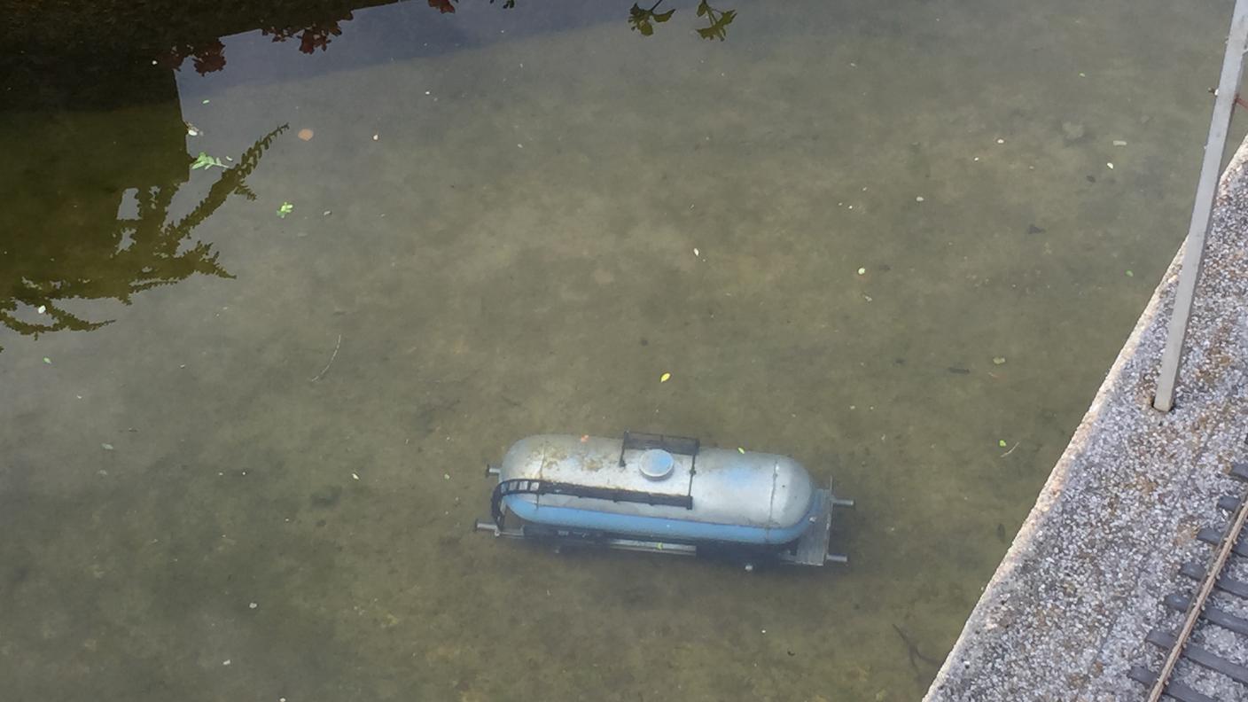 Un vagone sott'acqua
