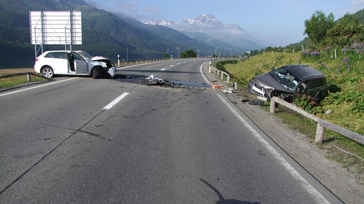 La strada è rimasta chiusa per due ore