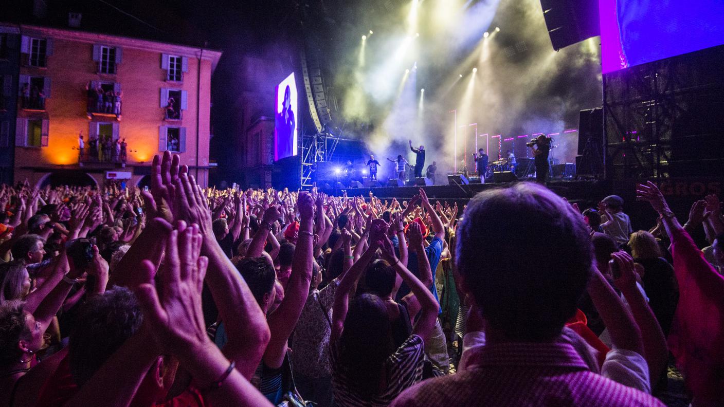 Un'immagine scattata durante il concerto di Stress di venerdì 17 luglio