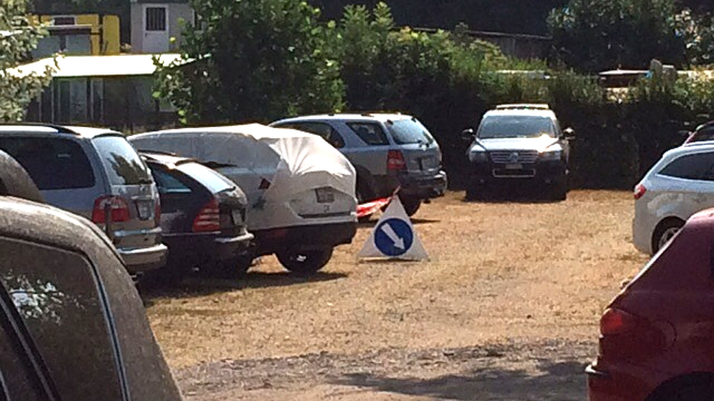 Il parcheggio del camping di Muzzano