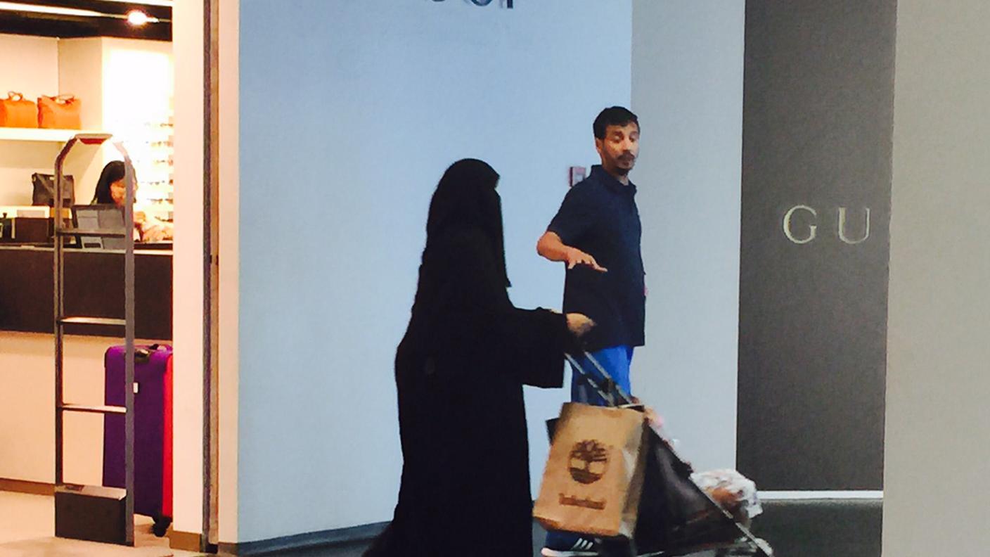 Le clienti arabe al centro commerciale