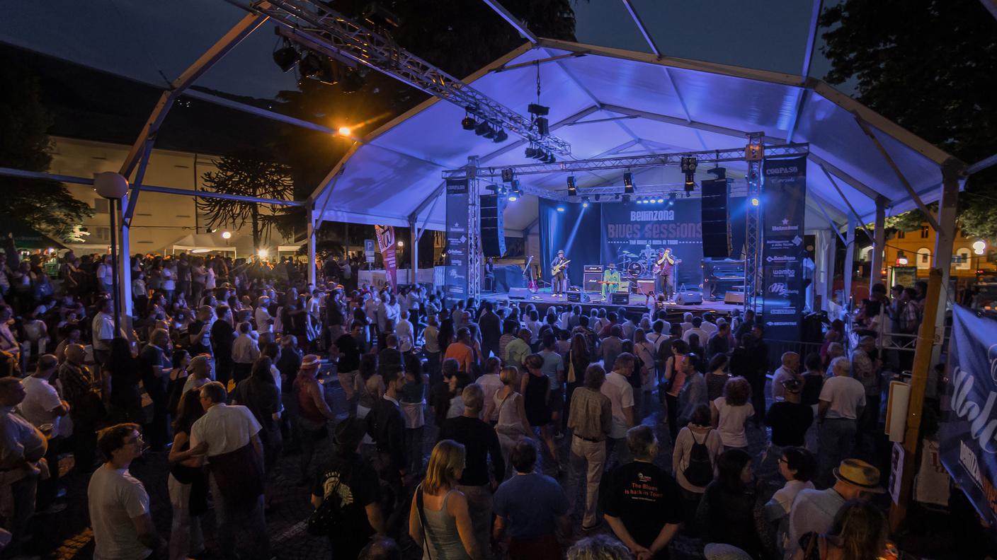 Piazza Governo durante il concerto di Sonny Rhodes