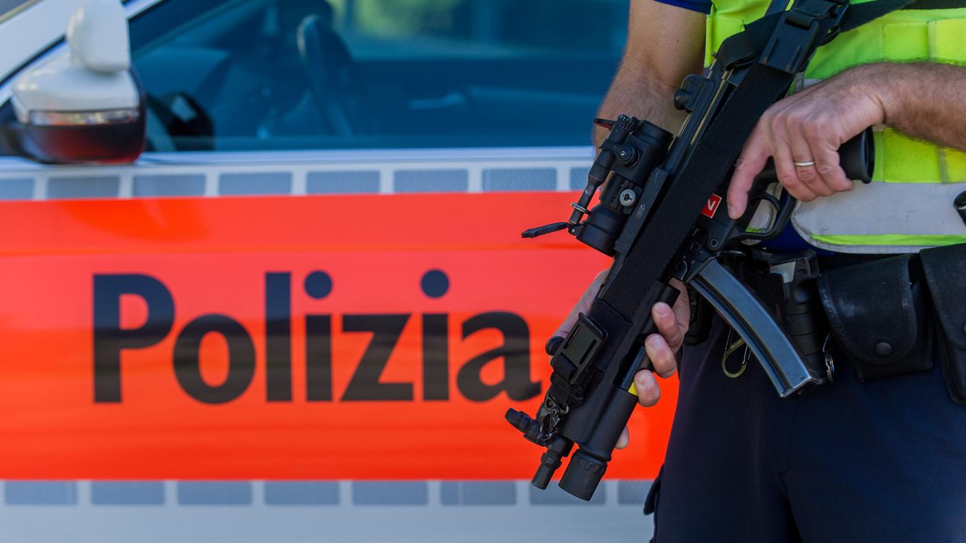 Posti di blocco sono stati allestiti in tutto il Mendrisiotto