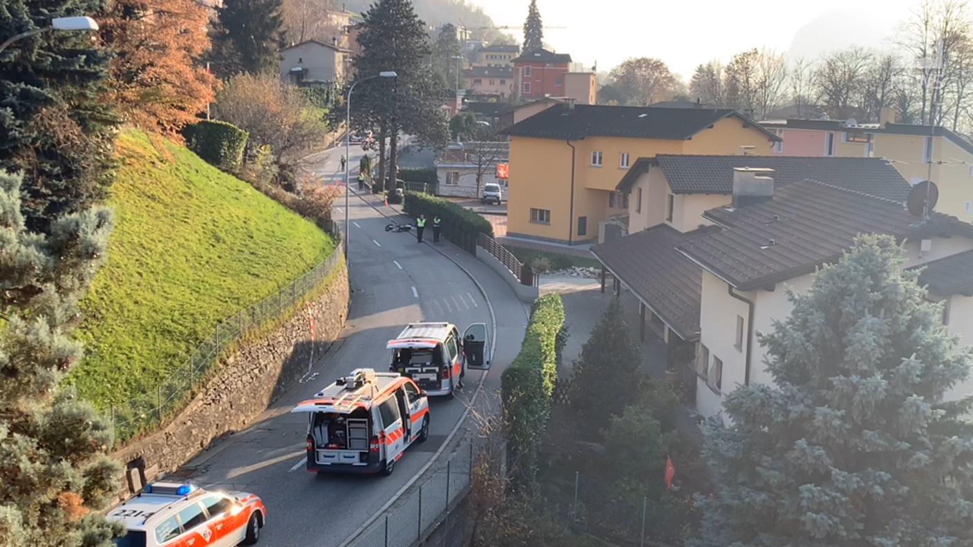 Motociclista 17enne morto a Davesco-Soragno