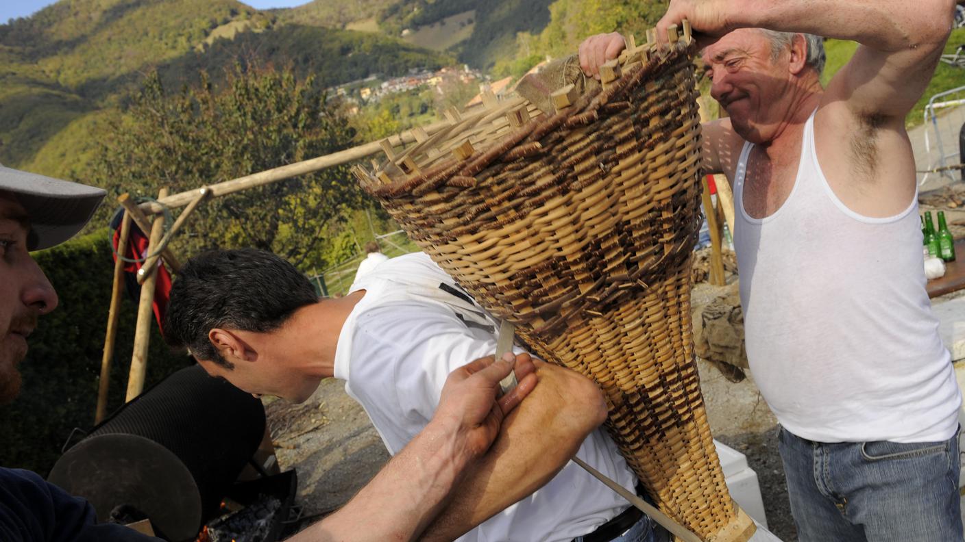 Caneggio, Valle di Muggio, sagra della castagna