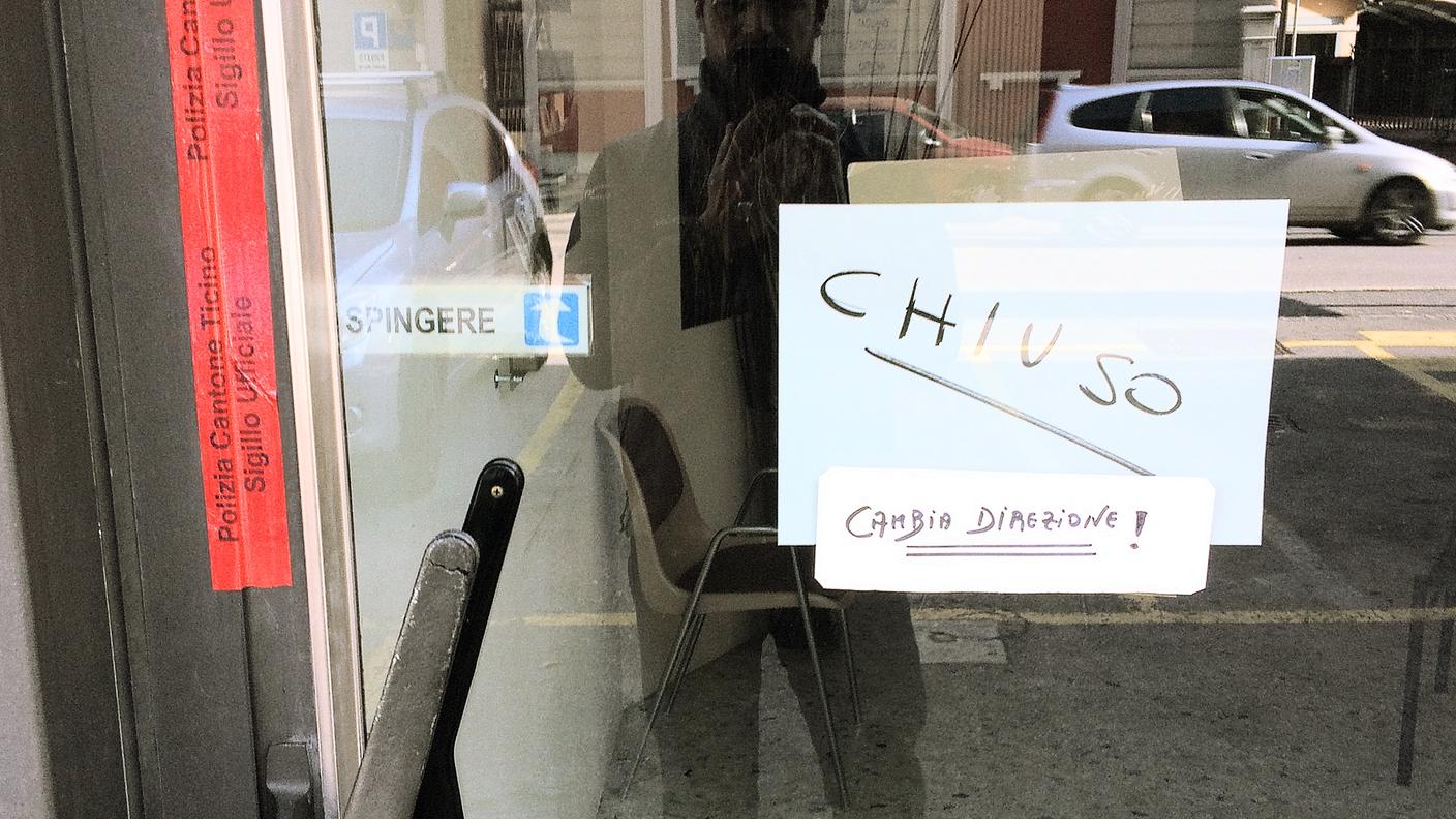 La sede della 69 Special, a cui sono stati messi i sigilli