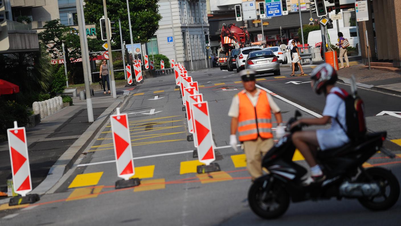 Il Via della Formula E si sposta in via Balestra
