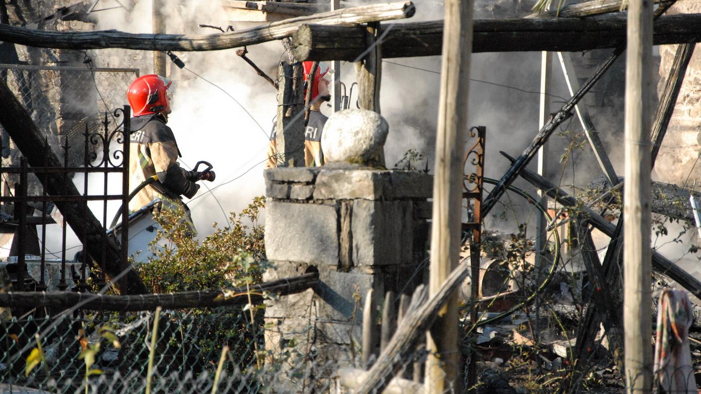 Domate le fiamme, ma i danni sono ingenti