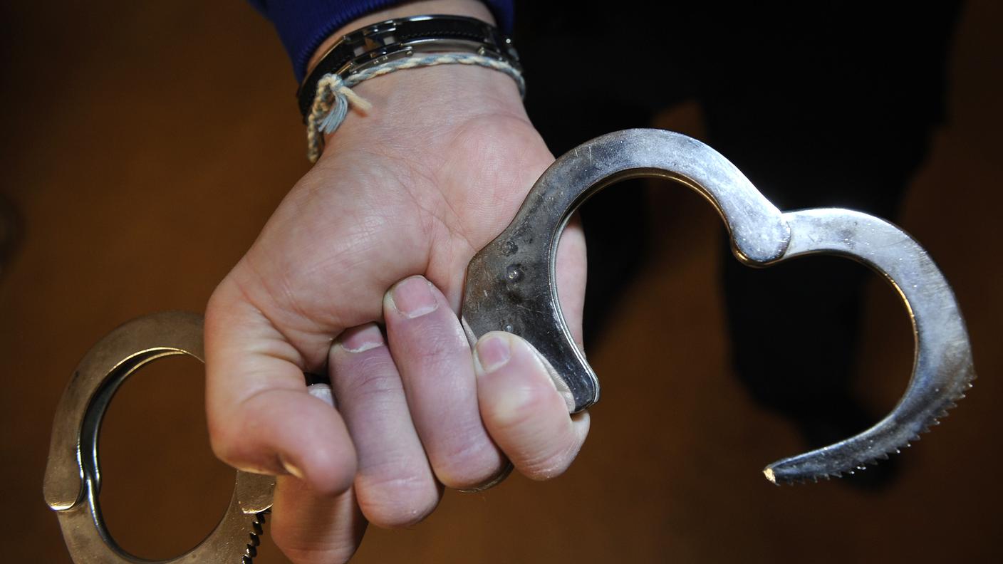 L'arresto dei due è stato confermato 