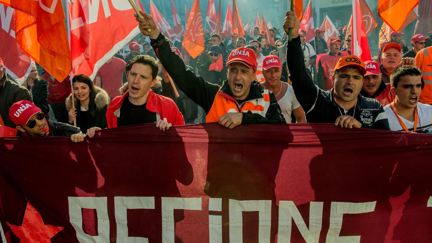 L'edilizia in sciopero a Bellinzona