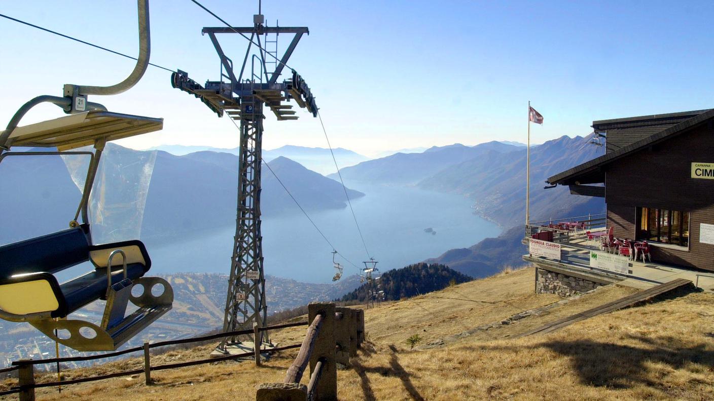 Acqua o neve? Non se ne vede neanche all'orizzonte