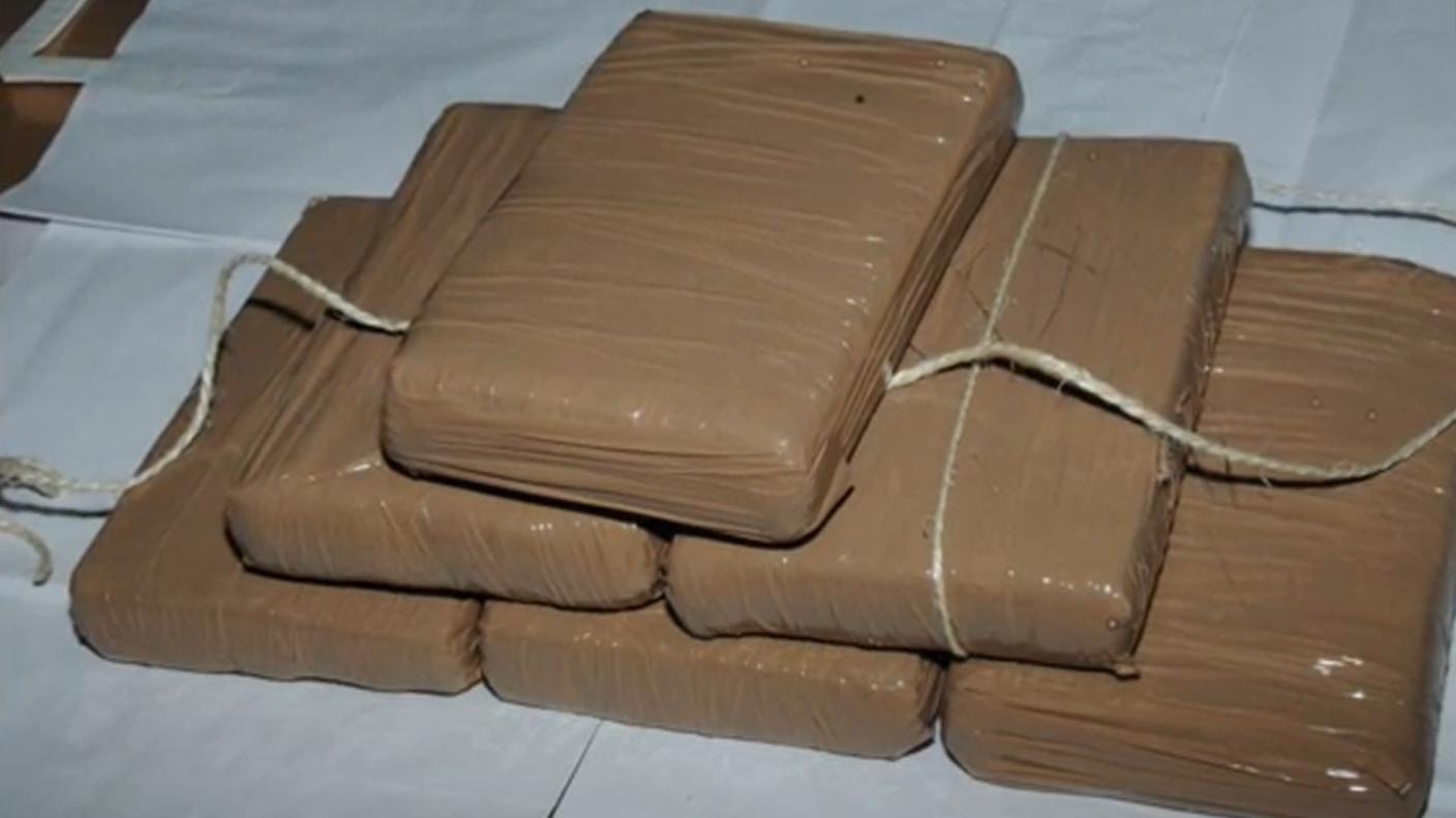 Il primo arrestato aveva 27 kg di droga in auto, gli altri due sono stati fermati con 12