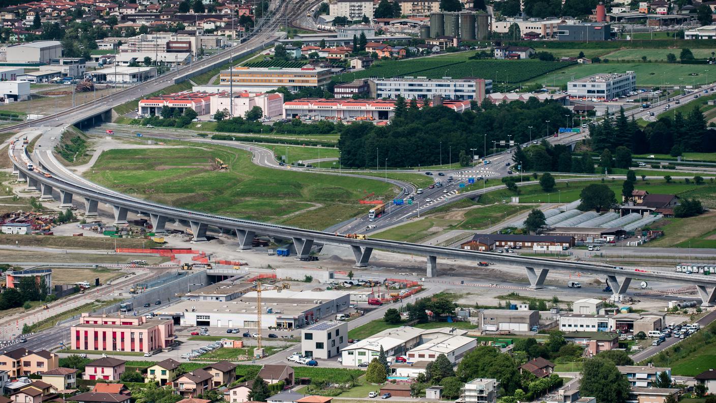 Una veduta dall'alto dell'area dei cantieri