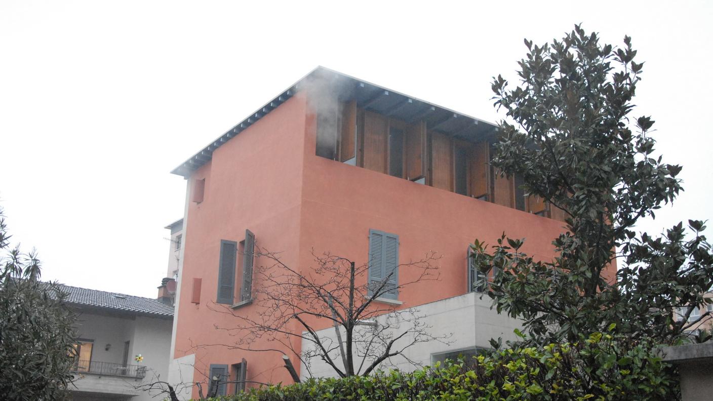 L'abitazione dove si è sviluppato l'incendio