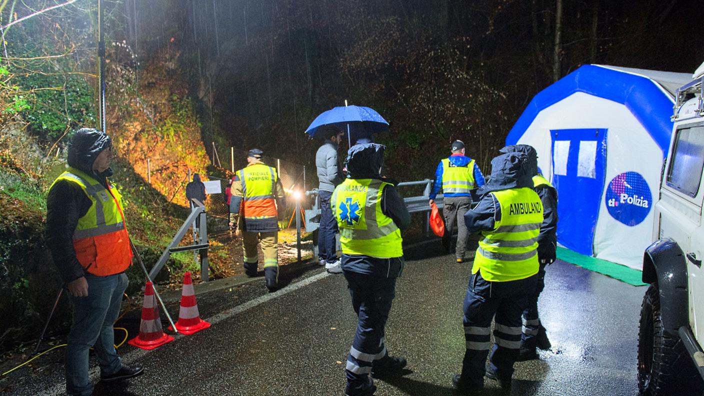 I soccorritori sul luogo della tragedia