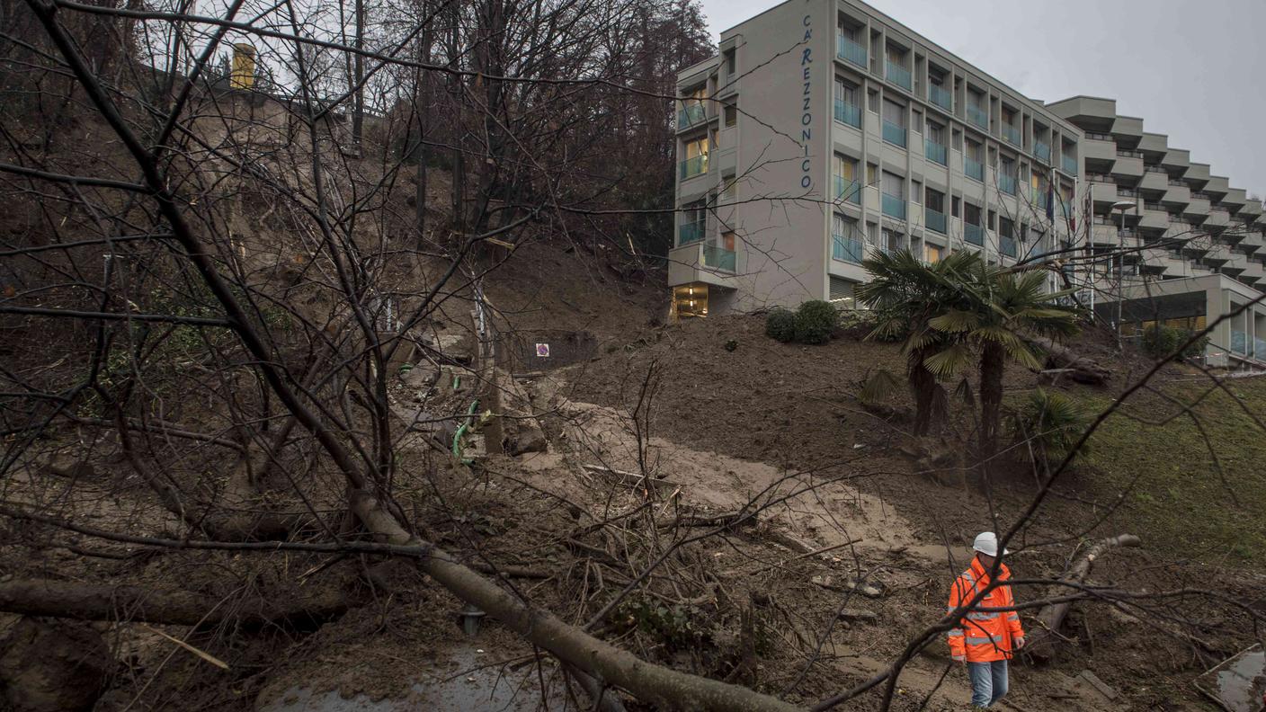 I tecnici stanno monitorando la situazione nella zona