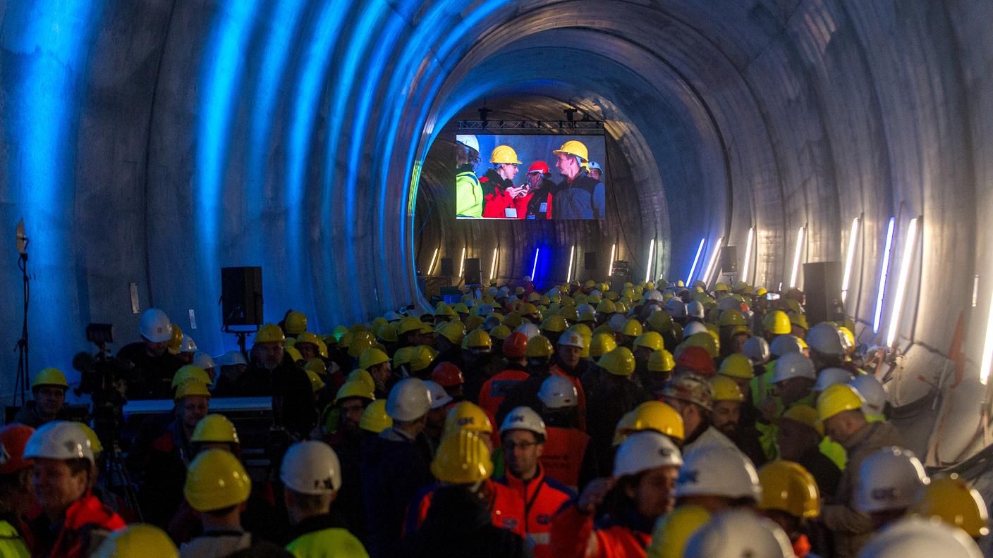 Gli ospiti seguiranno l'evento su schermi giganti all'interno del tunnel